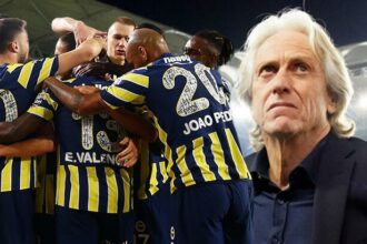 Fenerbahçe'yi yıkan haber! Yıldız futbolcu yeni takımına imzayı attı