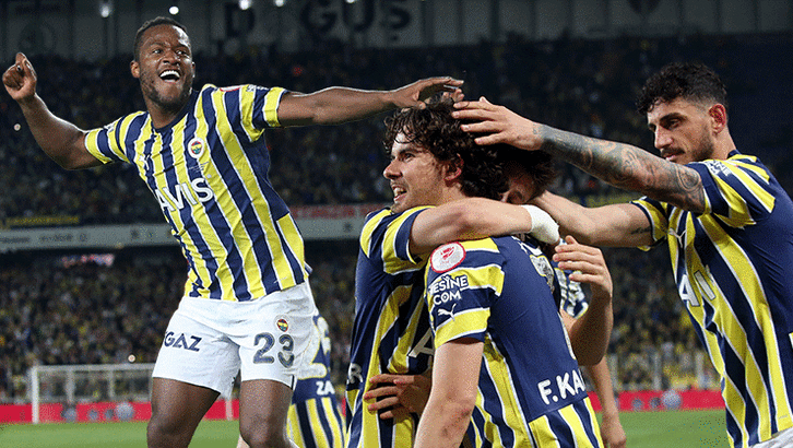 FENERBAHÇE KUPADA FİNALDE! (ÖZET) Fenerbahçe-Sivasspor maç sonucu: 3-0