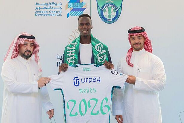 Edouard Mendy'den Al Ahli'ye 3 yıllık imza! Maaşı belli oldu