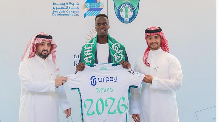 Edouard Mendy'den Al Ahli'ye 3 yıllık imza! Maaşı belli oldu