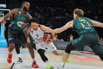 (ÖZET) Anadolu Efes - Pınar Karşıyaka maç sonucu: | Efes, seride 2-0'ı yakaladı!