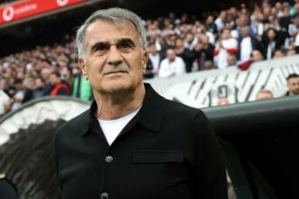 Beşiktaş'ta yıldız oyuncu için sıcak saatler!