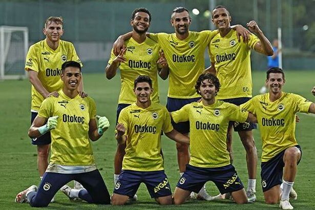 Fenerbahçe'de beklenen ayrılık! Resmi temaslar başladı