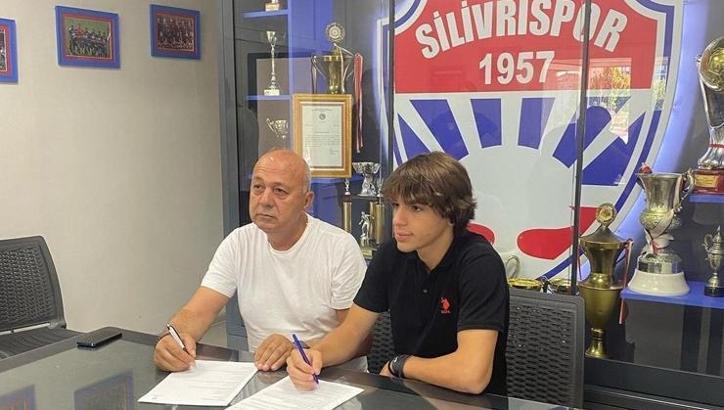 100 gollü genç yıldız adayı Silivrispor'dan Galatasaray'a transfer oldu