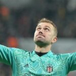 Beşiktaş'a sakatlık şoku! Mert Günok devam edemedi