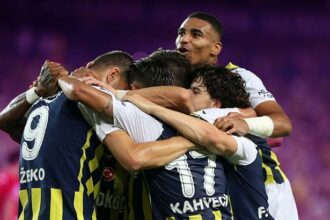 Fenerbahçe'de savunmanın duvarı Djiku! Kusursuz performans...