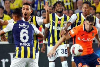 Fenerbahçe'den rüya gibi başlangıç! Başakşehir'in yıldızından değişikliğe tepki...