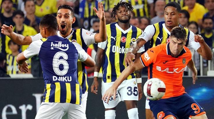 Fenerbahçe'den rüya gibi başlangıç! Başakşehir'in yıldızından değişikliğe tepki...