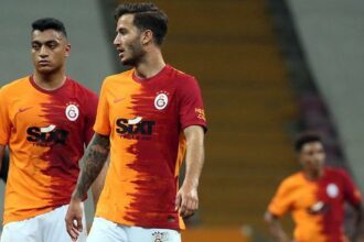 Galatasaray'da ayrılık resmileşti! Sosyal medyadan veda etti!