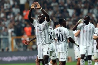 (ÖZET) Beşiktaş - Dinamo Kiev maç sonucu: 1-0 | Kartal, Aboubakar ile gruplara uçtu