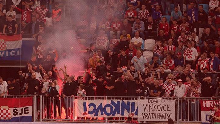 A Milli Takım'ın konuk olduğu Hırvatistan tribünlerde skandal marş! UEFA'dan ceza yolda