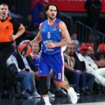 ANADOLU EFES'İN UYANIŞI, VALENCIA'YA 'DUR' DEDİ! (ÖZET) Anadolu Efes-Valencia Basket maç sonucu: 77-73