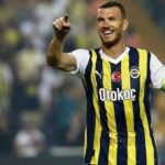 Fenerbahçeli Edin Dzeko tarihe geçti!