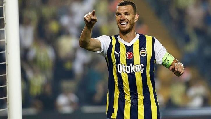 Fenerbahçeli Edin Dzeko tarihe geçti!