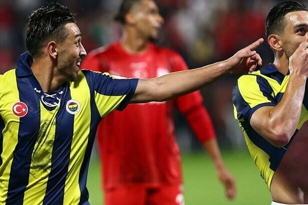 Fenerbahçeli İrfan Can Kahveci eski günlerine döndü! Gollerine devam ediyor