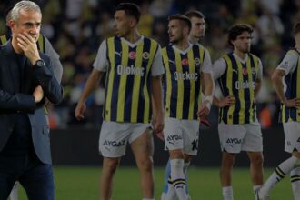 Fenerbahçe'de şok ayrılık! Büyük hata sonrası yerine gelecek isim...