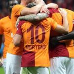 Galatasaray'da bir sakatlık daha! Oyuna devam edemedi