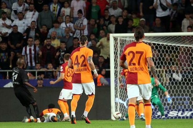 Galatasaray'ın savunması dağıldı! 'Buruk' sonuç...