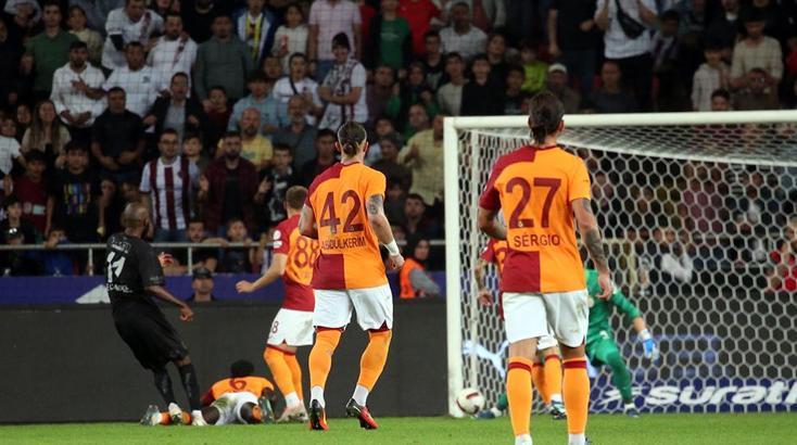 Galatasaray'ın savunması dağıldı! 'Buruk' sonuç...