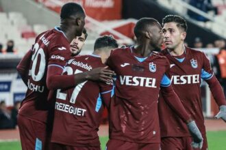 Trabzonspor'un yeni yıldızları durdurulamıyor! Nicolas Pepe & Paul Onuachu yine sahnede...