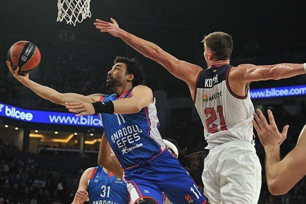 Anadolu Efes, Baskonia'ya mağlup oldu!