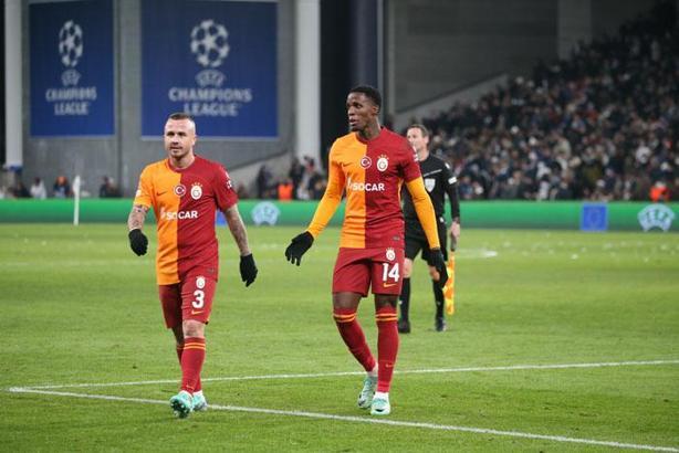 ASLAN YOLUNA AVRUPA LİGİ'NDE DEVAM EDECEK! (ÖZET) Kopenhag - Galatasaray maç sonucu: 1-0