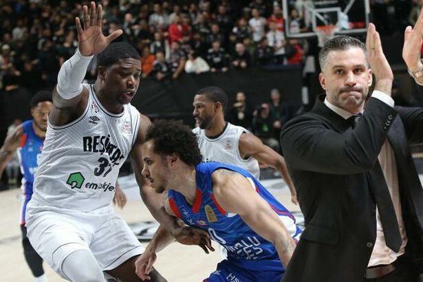 Beşiktaş Emlakjet - Anadolu Efes maç sonucu: 85-77 | Kartal'dan evinde 7'de 7!