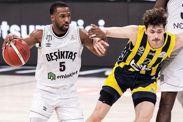 Beşiktaş Emlakjet - Fenerbahçe Beko maç sonucu: 68-64 | Olaylı derbi Kartal'ın!