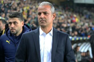 Fenerbahçe'de İsmail Kartal'dan derbi sözleri: Önceden favorisi yoktur