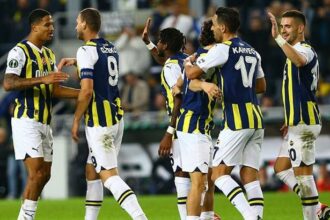 FENERBAHÇE GRUPTAN LİDER ÇIKTI! (ÖZET) Fenerbahçe - Spartak Trnava maç sonucu: 4-0