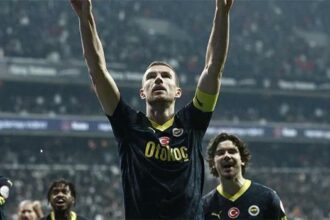 Son Dakika: Fenerbahçe'den Edin Dzeko açıklaması! Galatasaray derbisinde oynayacak mı?