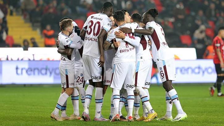 Trabzonspor, Gaziantep FK'ya patladı! Farkı önledi