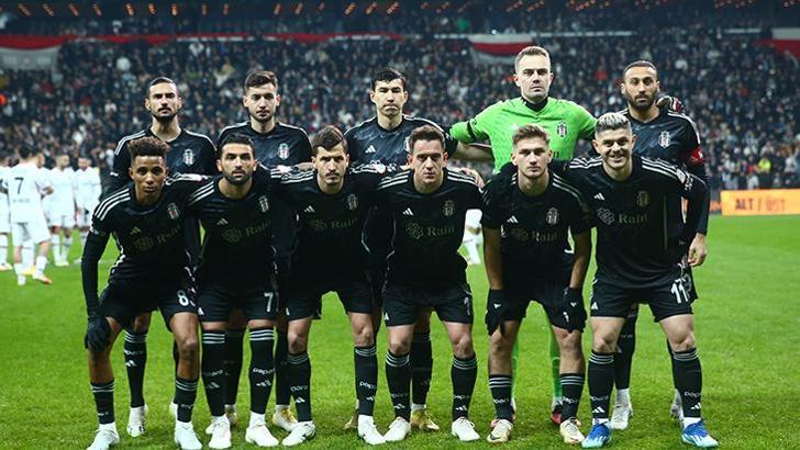 Beşiktaş'ta sakatlık şoku! Yıldız futbolcu oyundan çıkmak zorunda kaldı