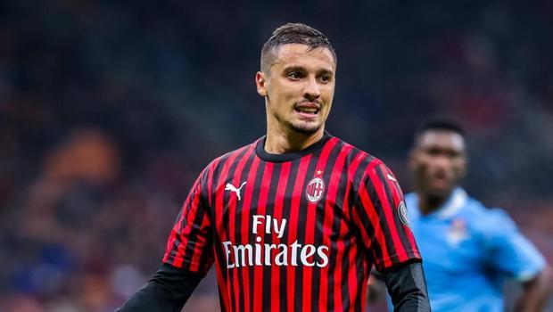 Milan'ın hocasından Fenerbahçe'yi sevindiren Rade Krunic açıklaması! Transferin önünü açtı