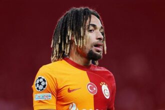 PSG'den Sacha Boey'e gizli plan! Transferde dikkat çeken detay