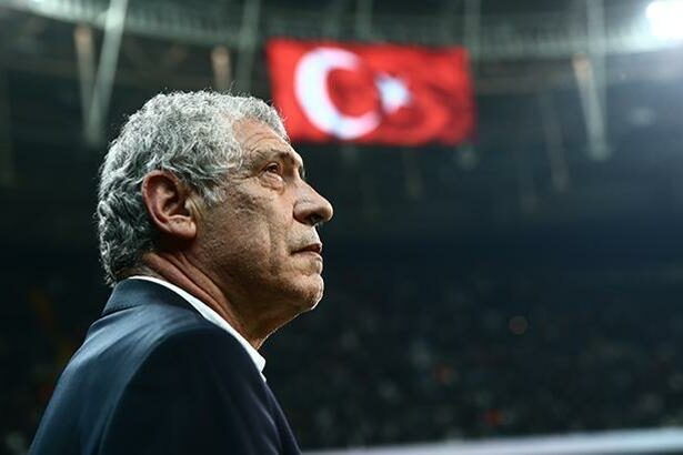 Beşiktaş Teknik Direktörü Fernando Santos: Sahada yoktuk desem yeridir