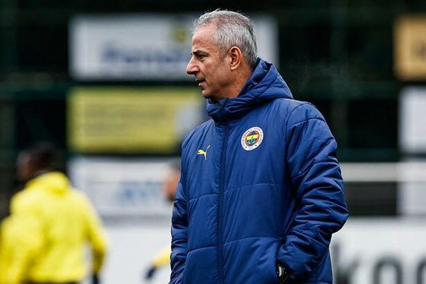 Fenerbahçe'de İsmail Kartal'dan Çaykur Rizespor maçı öncesi takım konuşması! Deplasman vurgusu...