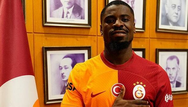 Galatasaray'a yeni transfer Serge Aurier'den kötü haber! Sakatlık...