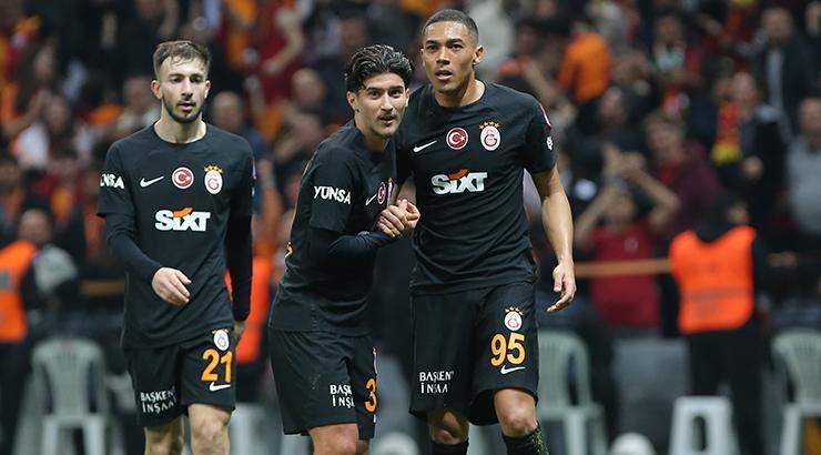 Galatasaray'da sürpriz ayrılık! Süper Lig ekibine gidiyor