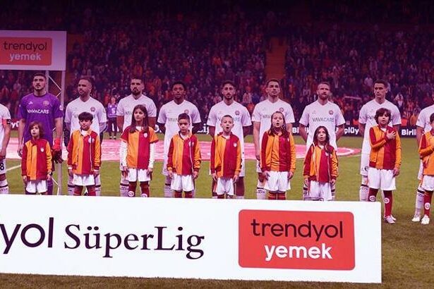 Galatasaray'dan Süper Lig ekibinin yıldız futbolcusuna transfer kancası! İşte başkanın kararı...