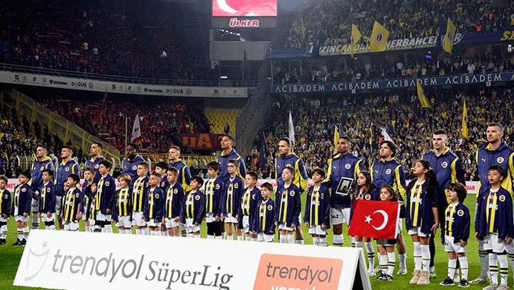 SON DAKİKA: Fenerbahçe'de sakatlık şoku! Kadrodan çıkarıldılar