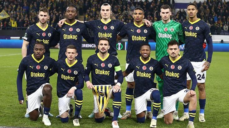 Fenerbahçe'de sakatlık şoku! Yıldız isim oyuna devam edemedi...