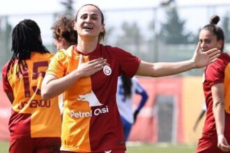 Galatasaray Petrol Ofisi son saniyede kazandı, liderliğini sürdürdü