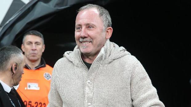 Beşiktaş'ta Samet Aybaba: Yeni hoca için Sergen Yalçın doğal aday