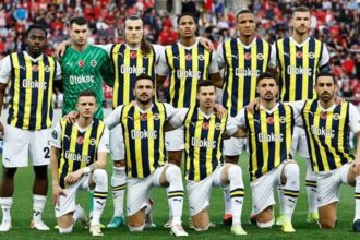 Fenerbahçe, Avrupa'daki ikinci yarı finali için sahada! Rakip Olympiakos