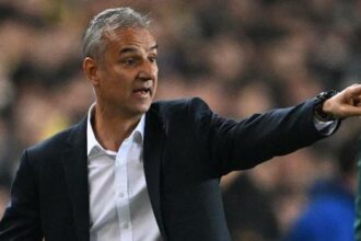 Fenerbahçe, Sivasspor deplasmanında 3 puan peşinde! İsmail Kartal'ın 11'i netleşti