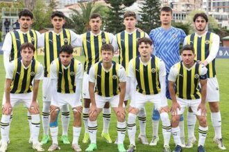 Fenerbahçe U19 takımını tanıyalım! Galatasaray'a karşı sahadalar