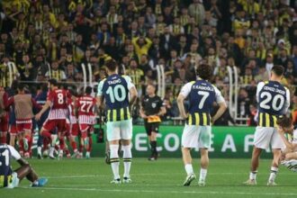 Fenerbahçeli oyunculardan Olympiakos maçı sözleri: Hayal kırıklığı yaşıyoruz