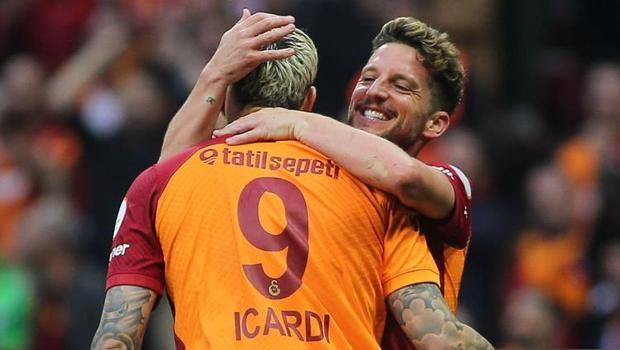 Galatasaray'da Mauro Icardi atıyor, Dries Mertens attırıyor