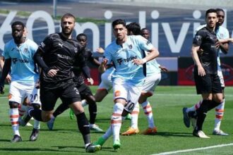 Pendikspor - Başakşehir maçında ilginç son! Halil Umut Meler'in maçı bitirdiği esnada gol geldi...